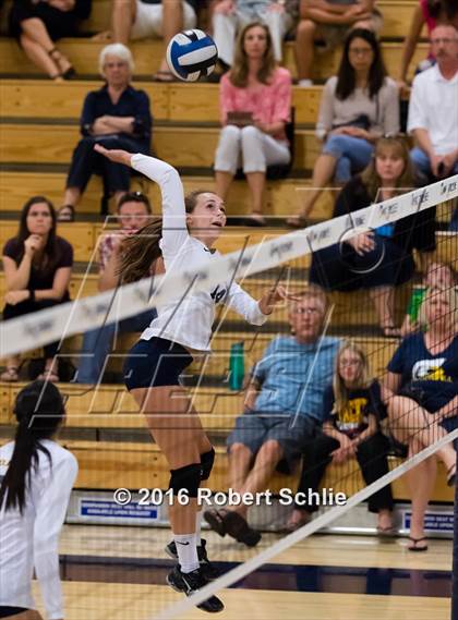 Thumbnail 2 in Del Oro @ Oak Ridge photogallery.
