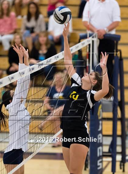Thumbnail 2 in Del Oro @ Oak Ridge photogallery.