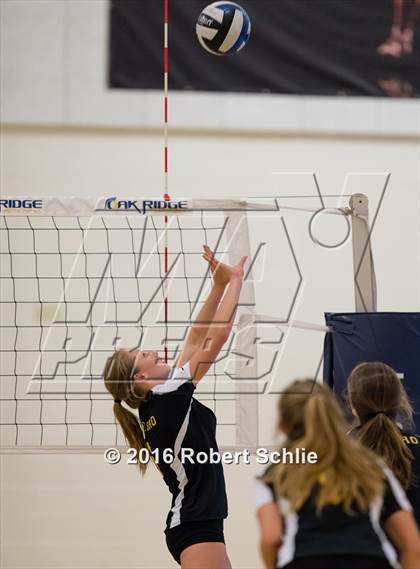 Thumbnail 1 in Del Oro @ Oak Ridge photogallery.