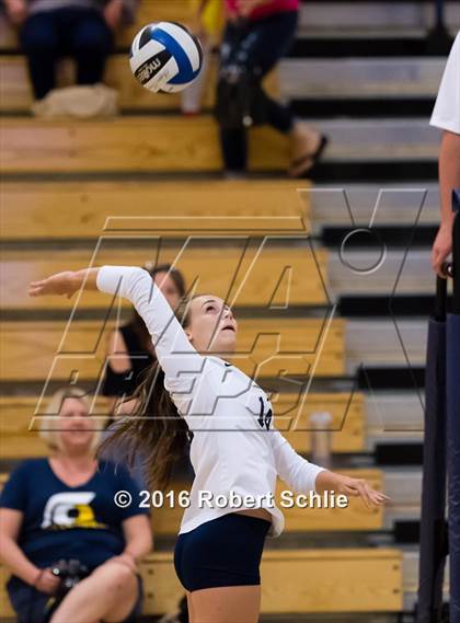 Thumbnail 1 in Del Oro @ Oak Ridge photogallery.