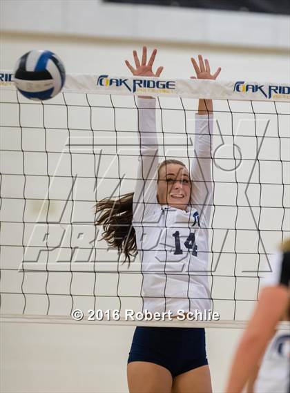 Thumbnail 1 in Del Oro @ Oak Ridge photogallery.