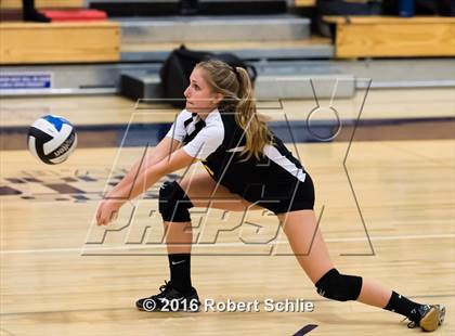 Thumbnail 3 in Del Oro @ Oak Ridge photogallery.