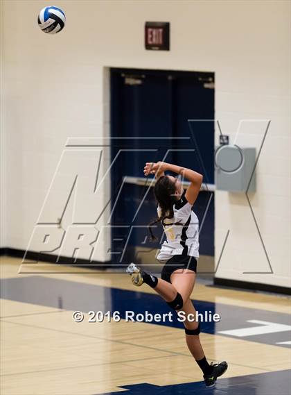 Thumbnail 2 in Del Oro @ Oak Ridge photogallery.