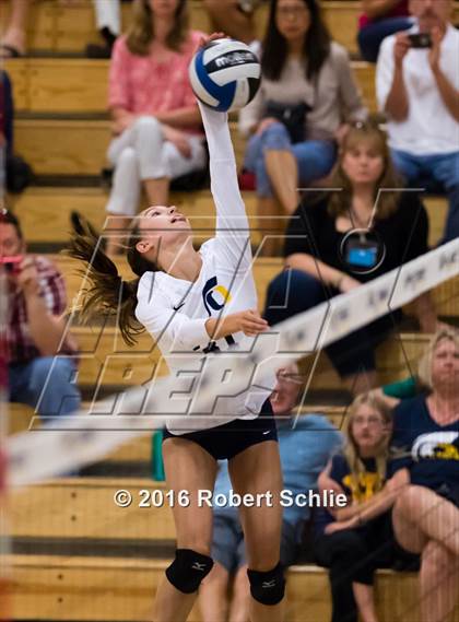 Thumbnail 3 in Del Oro @ Oak Ridge photogallery.