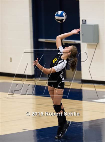 Thumbnail 2 in Del Oro @ Oak Ridge photogallery.