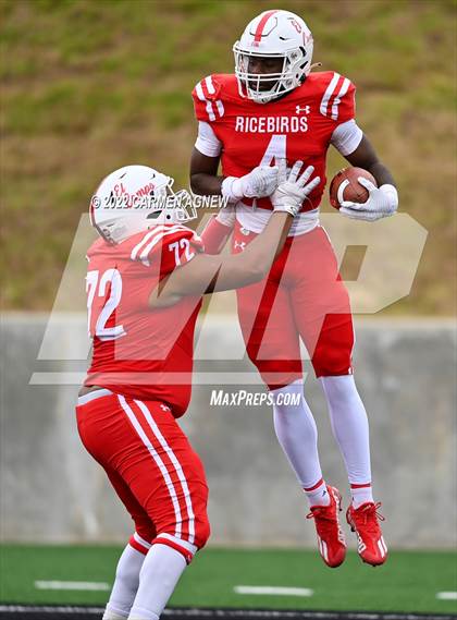 Thumbnail 3 in Kilgore @ El Campo (UIL 4A D1 Area Playoff) photogallery.