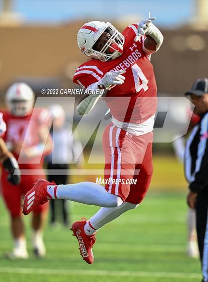 Thumbnail 2 in Kilgore @ El Campo (UIL 4A D1 Area Playoff) photogallery.