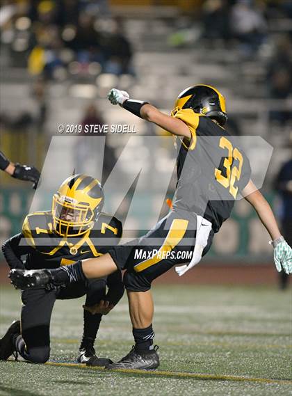 Thumbnail 3 in San Ysidro @ Mission Bay (CIF SDS D5 1st Round Playoffs) photogallery.