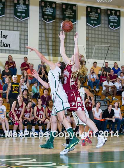 Thumbnail 1 in La Canada vs Santa Barbara (CIF SS D3 Playoff) photogallery.