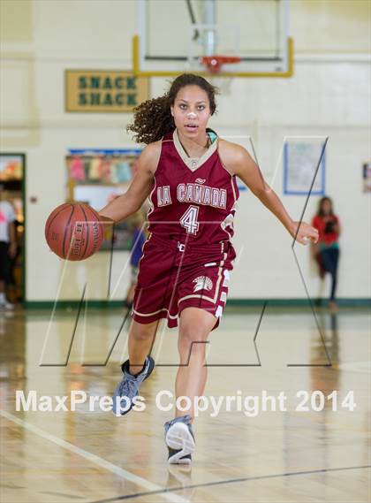 Thumbnail 2 in La Canada vs Santa Barbara (CIF SS D3 Playoff) photogallery.