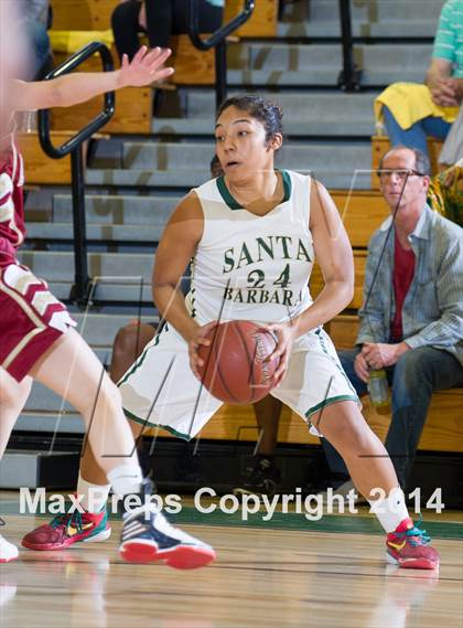 Thumbnail 3 in La Canada vs Santa Barbara (CIF SS D3 Playoff) photogallery.