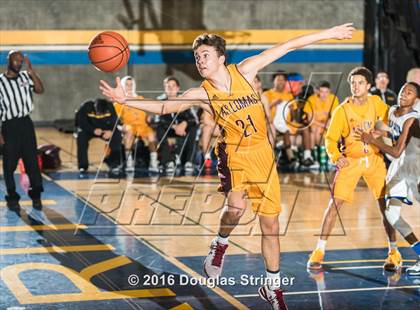 Thumbnail 3 in Oakland vs. Las Lomas photogallery.