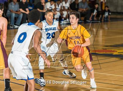 Thumbnail 3 in Oakland vs. Las Lomas photogallery.