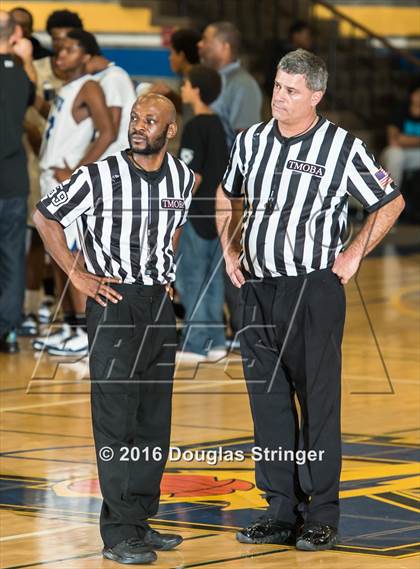 Thumbnail 2 in Oakland vs. Las Lomas photogallery.