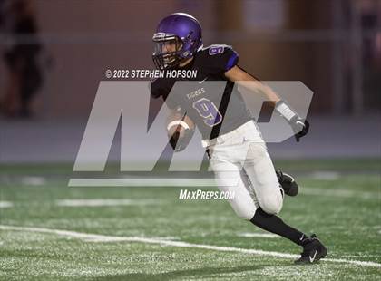 Thumbnail 3 in Enochs @ Tokay photogallery.