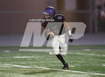 Thumbnail 1 in Enochs @ Tokay photogallery.