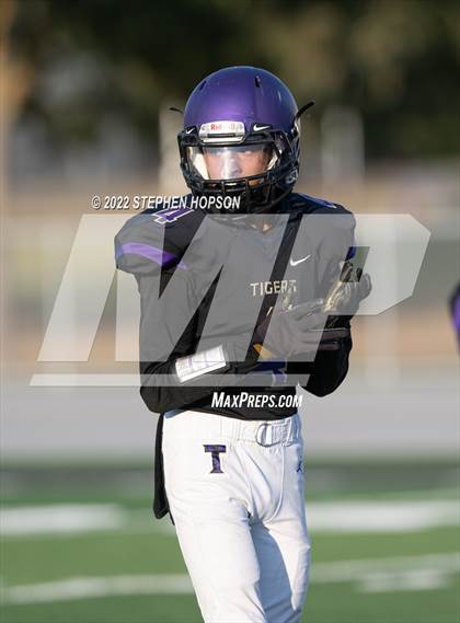 Thumbnail 3 in Enochs @ Tokay photogallery.