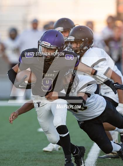 Thumbnail 1 in Enochs @ Tokay photogallery.