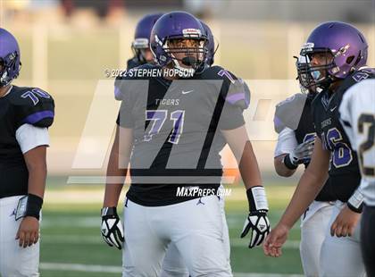 Thumbnail 2 in Enochs @ Tokay photogallery.