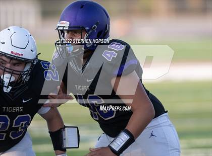 Thumbnail 2 in Enochs @ Tokay photogallery.