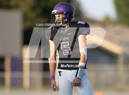 Thumbnail 2 in Enochs @ Tokay photogallery.