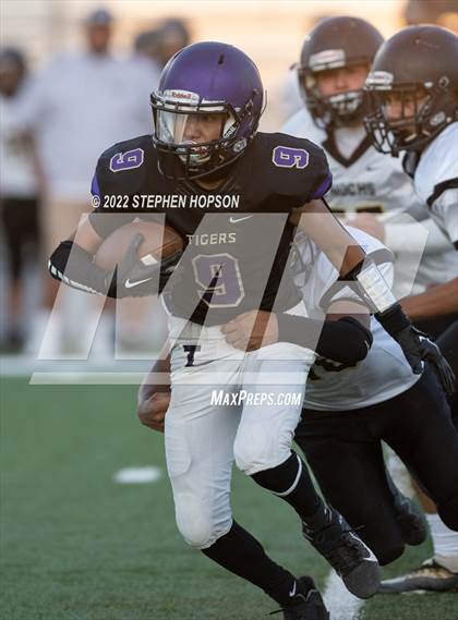 Thumbnail 3 in Enochs @ Tokay photogallery.