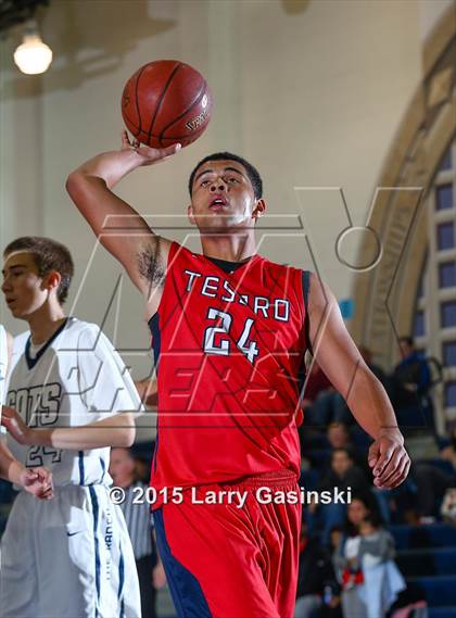 Thumbnail 3 in Tesoro vs. West Ranch (CIF SS Playoffs) photogallery.