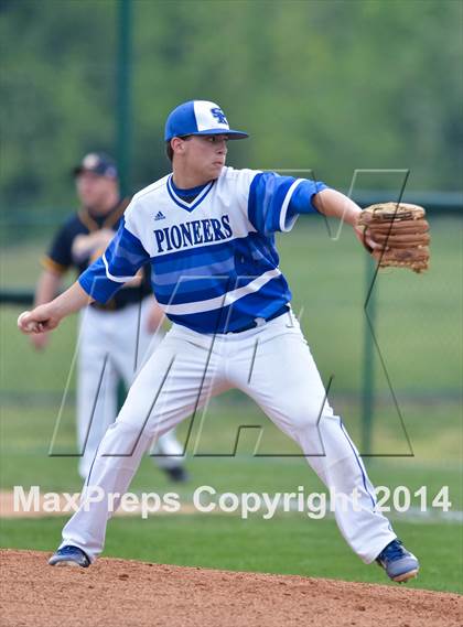 Thumbnail 3 in Simon Kenton vs Grant County (KHSAA District 32 Playoff) photogallery.