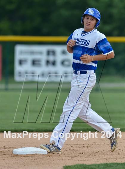 Thumbnail 3 in Simon Kenton vs Grant County (KHSAA District 32 Playoff) photogallery.
