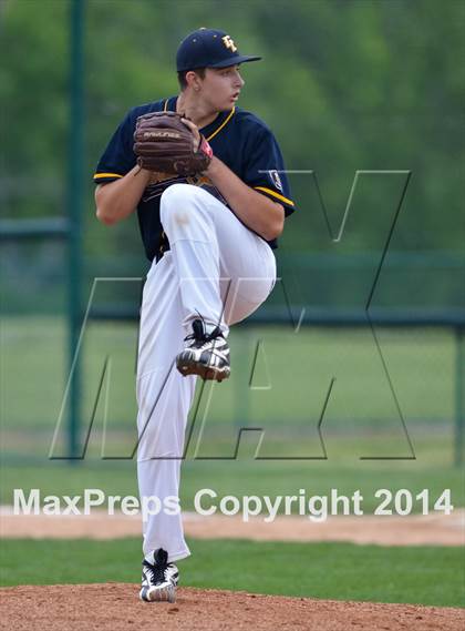 Thumbnail 1 in Simon Kenton vs Grant County (KHSAA District 32 Playoff) photogallery.