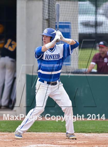 Thumbnail 3 in Simon Kenton vs Grant County (KHSAA District 32 Playoff) photogallery.