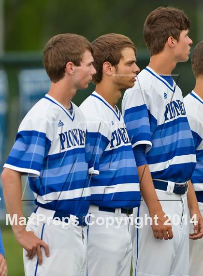 Thumbnail 3 in Simon Kenton vs Grant County (KHSAA District 32 Playoff) photogallery.