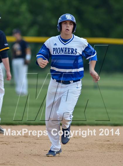Thumbnail 3 in Simon Kenton vs Grant County (KHSAA District 32 Playoff) photogallery.