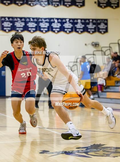 Thumbnail 2 in Saratoga vs San Luis Obispo (Santa Barbara Holiday Classic) photogallery.