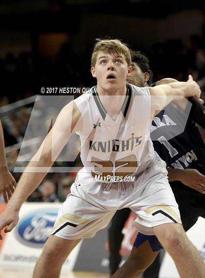 Thumbnail 3 in Sierra Canyon vs. Bishop Montgomery (CIF-SS Open Semi-Final) photogallery.