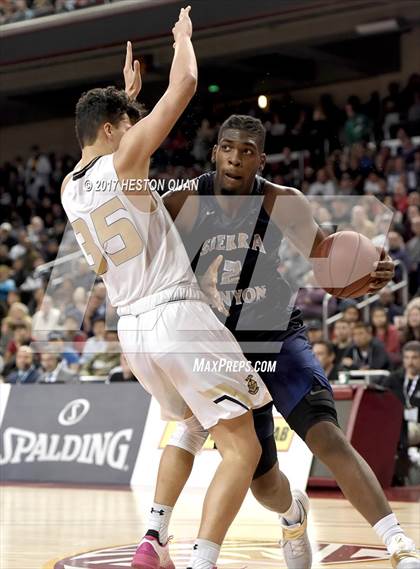Thumbnail 3 in Sierra Canyon vs. Bishop Montgomery (CIF-SS Open Semi-Final) photogallery.