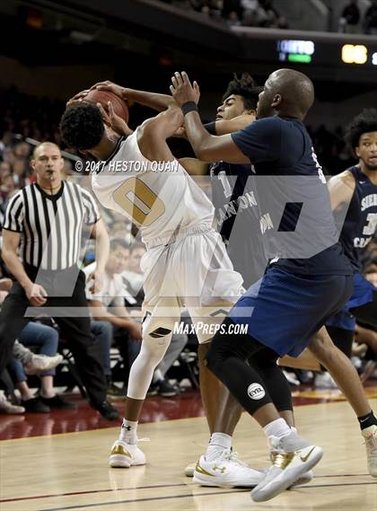 Thumbnail 2 in Sierra Canyon vs. Bishop Montgomery (CIF-SS Open Semi-Final) photogallery.