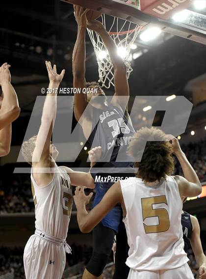 Thumbnail 2 in Sierra Canyon vs. Bishop Montgomery (CIF-SS Open Semi-Final) photogallery.
