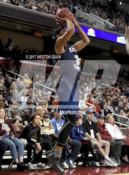 Thumbnail 2 in Sierra Canyon vs. Bishop Montgomery (CIF-SS Open Semi-Final) photogallery.