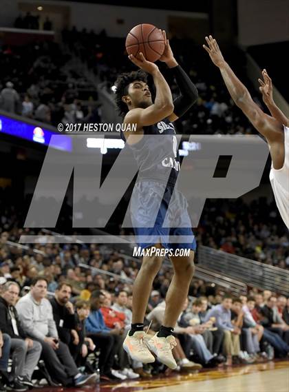 Thumbnail 2 in Sierra Canyon vs. Bishop Montgomery (CIF-SS Open Semi-Final) photogallery.