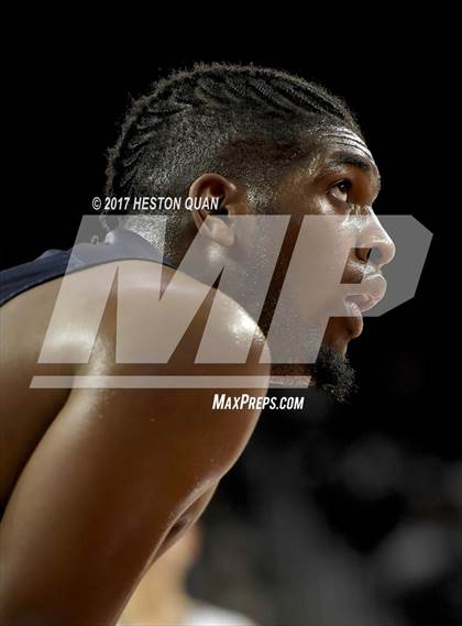 Thumbnail 3 in Sierra Canyon vs. Bishop Montgomery (CIF-SS Open Semi-Final) photogallery.