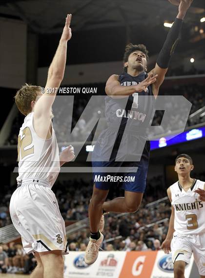 Thumbnail 2 in Sierra Canyon vs. Bishop Montgomery (CIF-SS Open Semi-Final) photogallery.