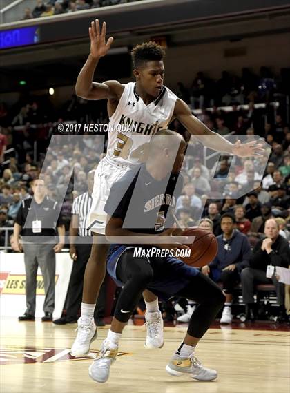 Thumbnail 3 in Sierra Canyon vs. Bishop Montgomery (CIF-SS Open Semi-Final) photogallery.