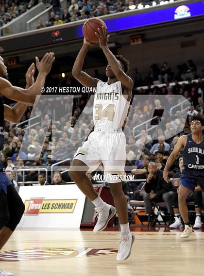 Thumbnail 3 in Sierra Canyon vs. Bishop Montgomery (CIF-SS Open Semi-Final) photogallery.