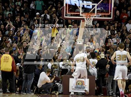 Thumbnail 3 in Sierra Canyon vs. Bishop Montgomery (CIF-SS Open Semi-Final) photogallery.