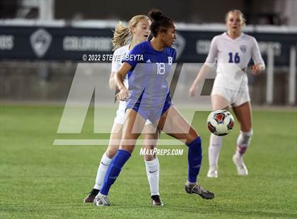 Thumbnail 2 in Broomfield vs. Grandview (CHSAA 5A Championship) photogallery.