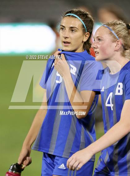 Thumbnail 2 in Broomfield vs. Grandview (CHSAA 5A Championship) photogallery.