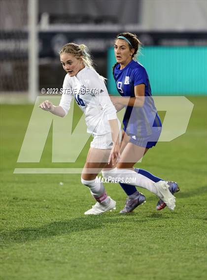 Thumbnail 1 in Broomfield vs. Grandview (CHSAA 5A Championship) photogallery.