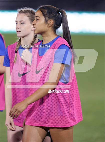 Thumbnail 3 in Broomfield vs. Grandview (CHSAA 5A Championship) photogallery.