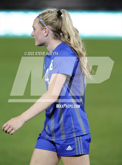 Thumbnail 2 in Broomfield vs. Grandview (CHSAA 5A Championship) photogallery.